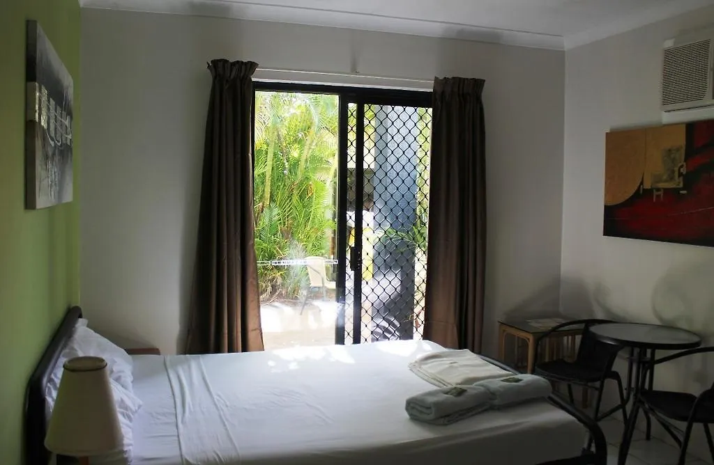 Bohemia Resort Cairns 0*,