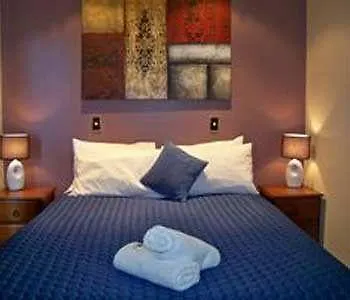 Bohemia Resort Cairns Hostel